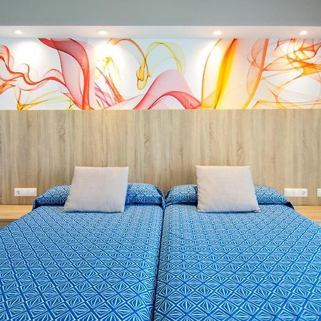 Hotel Servigroup Koral Beach オロペサ・デル・マール エクステリア 写真